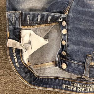 American Eagle Hi-Rise Jeans